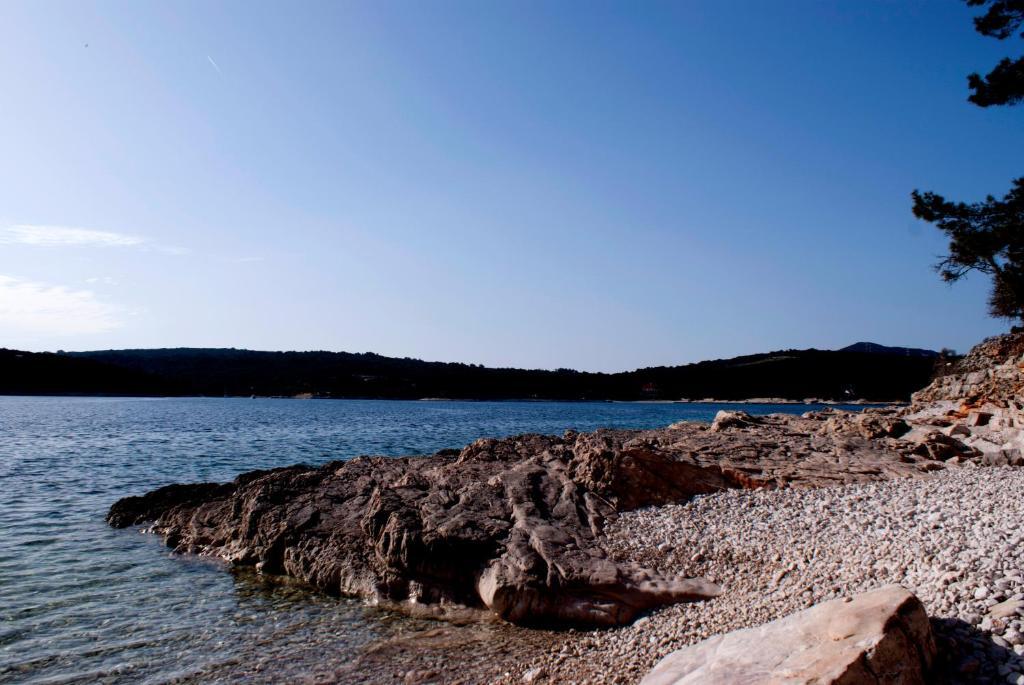 Pansion Ana Hotel Mali Lošinj Eksteriør billede