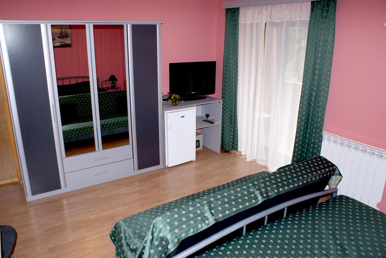 Pansion Ana Hotel Mali Lošinj Eksteriør billede